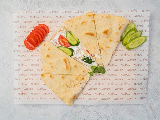 لبنة وخضار منقوشة